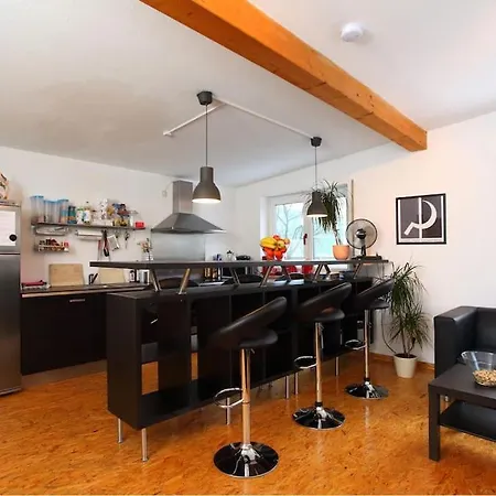 Stylish 3 Bedroom Norymberga