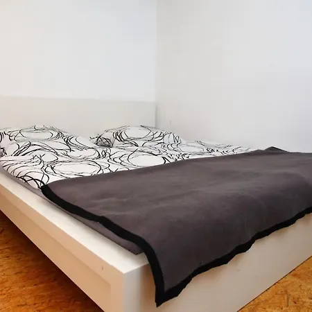 Stylish 3 Bedroom Apartament Norymberga