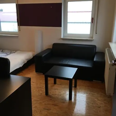 Stylish 3 Bedroom Norymberga